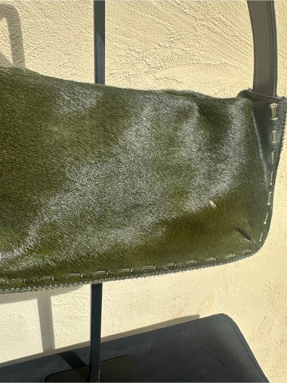 🫑Coach Dark Olive Green Calf Hair Shoulder Bag 9470. 🫑 - Picture 4 of 11